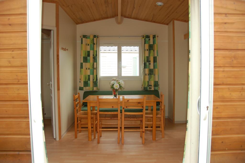 Camping Terra Alta Bot Room photo
